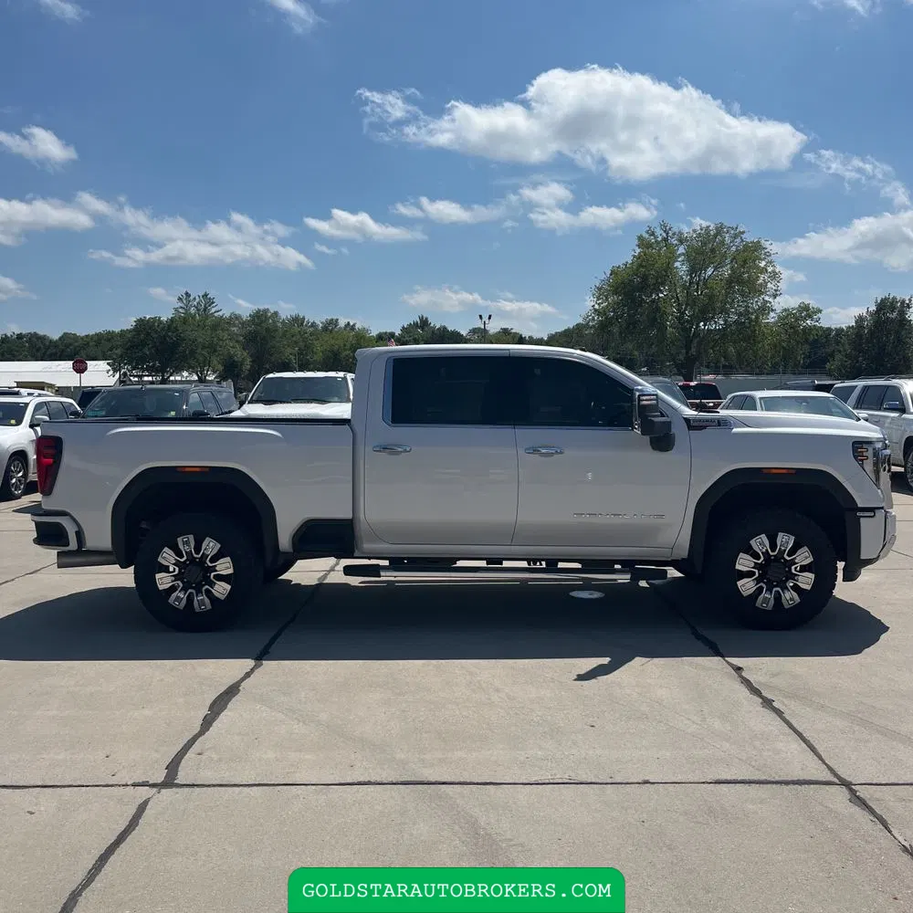 2024 GMC Sierra 2500HD Denali