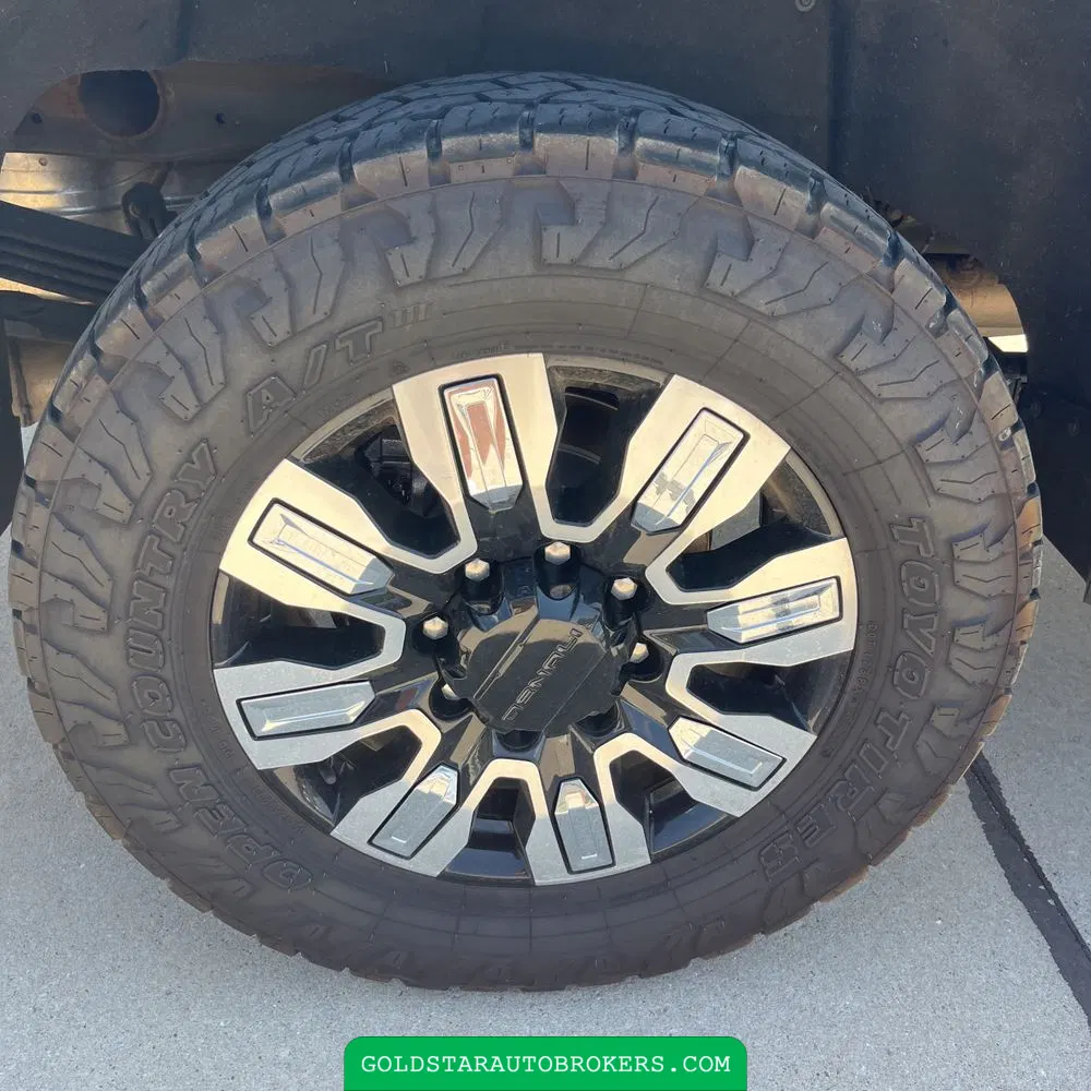 2024 GMC Sierra 2500HD Denali