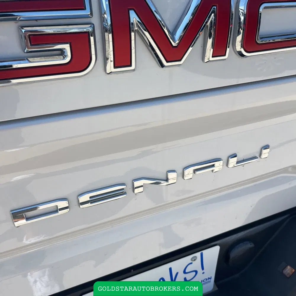 2024 GMC Sierra 2500HD Denali