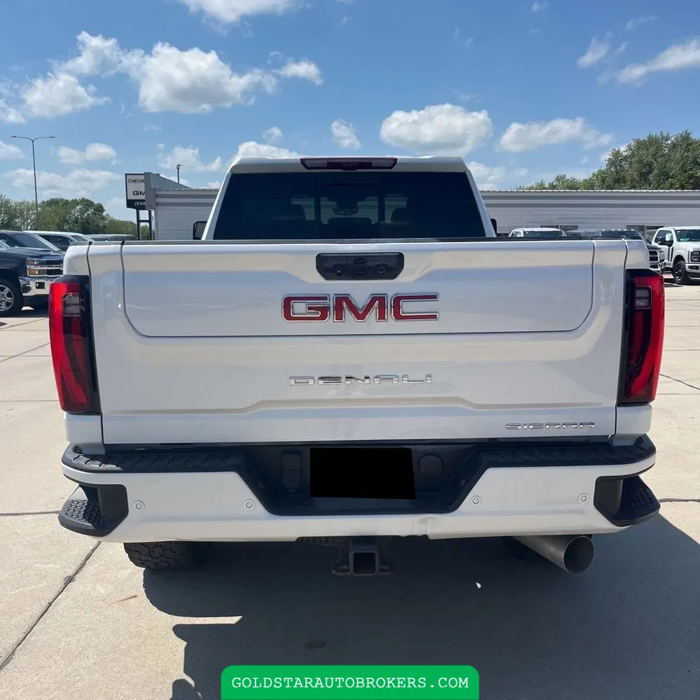 2024 GMC Sierra 2500HD Denali