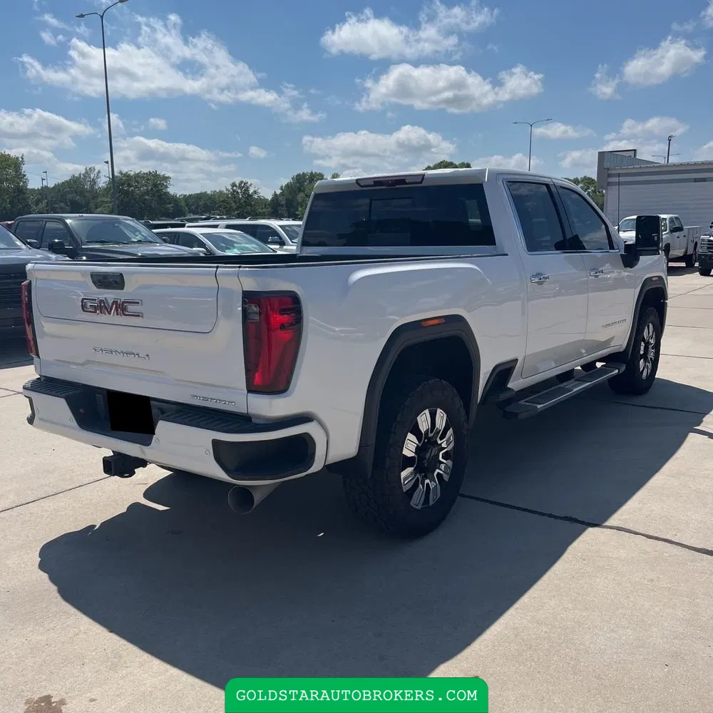 2024 GMC Sierra 2500HD Denali