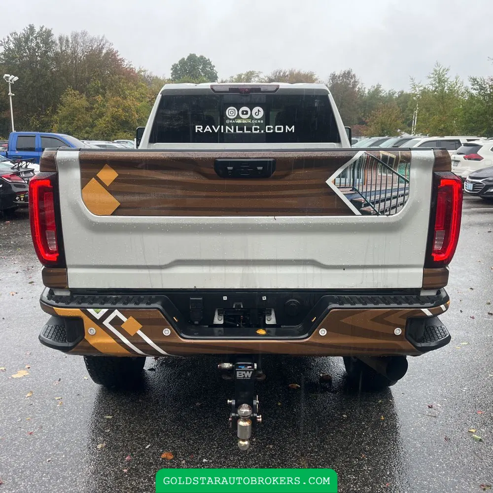 2023 GMC Sierra 2500HD Denali