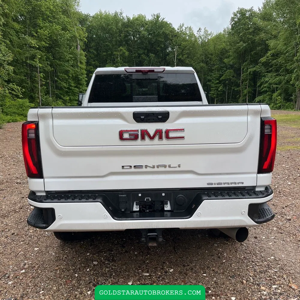2024 GMC Sierra 2500HD Denali