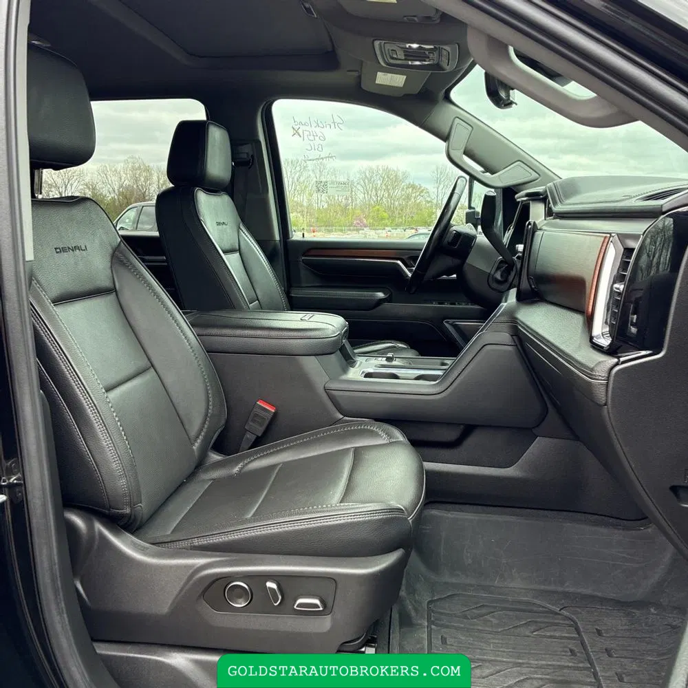 2024 GMC Sierra 2500 Denali