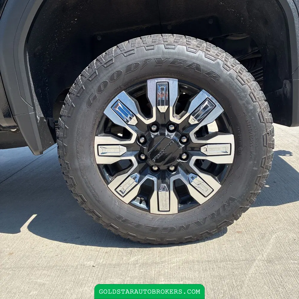 2024 GMC Sierra 3500HD Denali