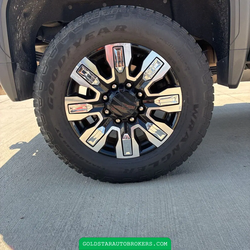 2024 GMC Sierra 3500HD Denali