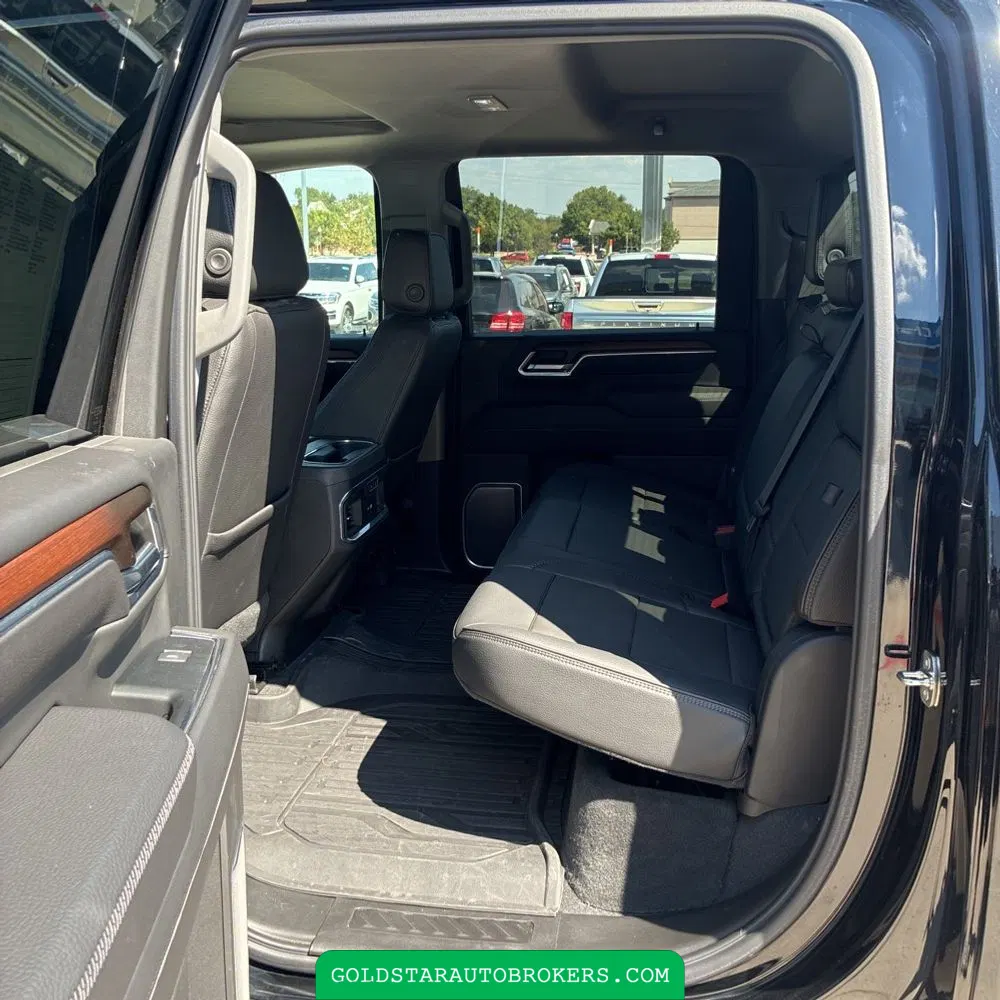 2024 GMC Sierra 3500HD Denali