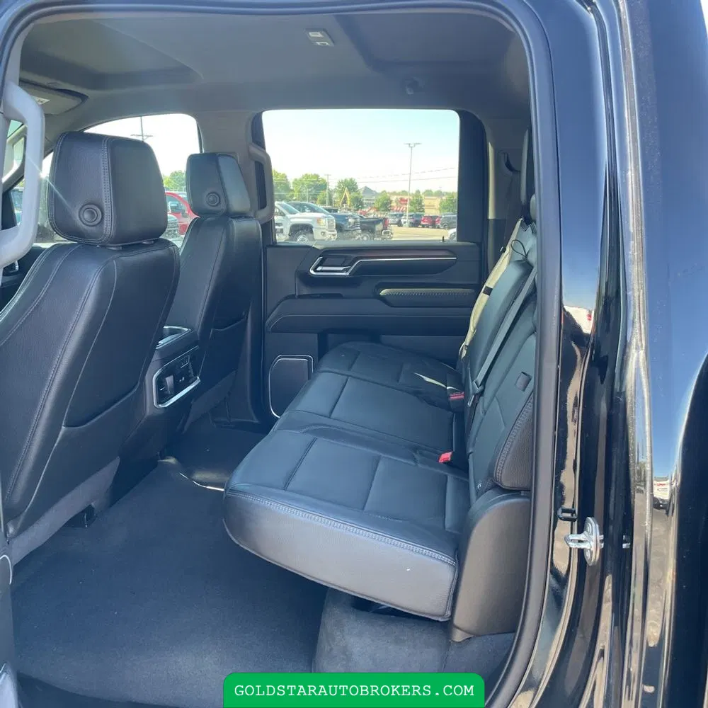 2024 GMC Sierra 3500HD Denali