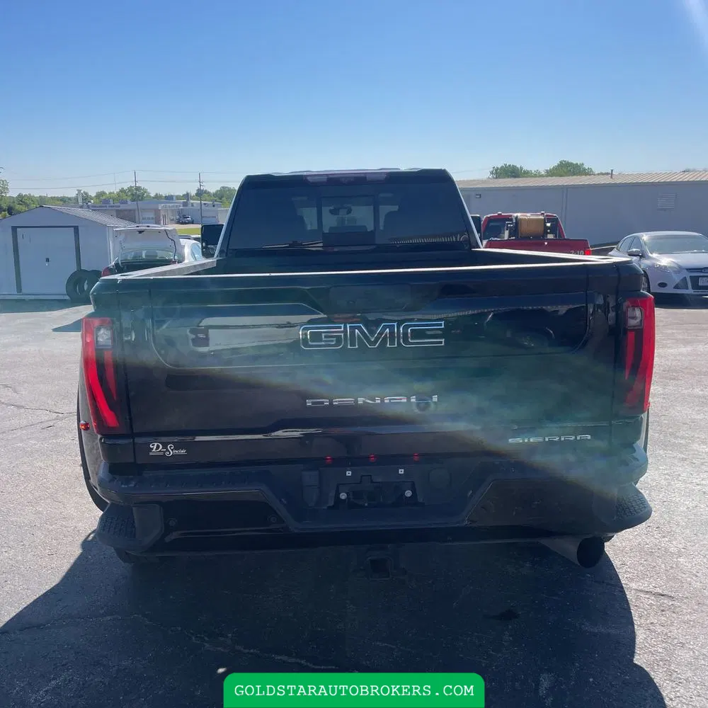 2024 GMC Sierra 3500HD Denali