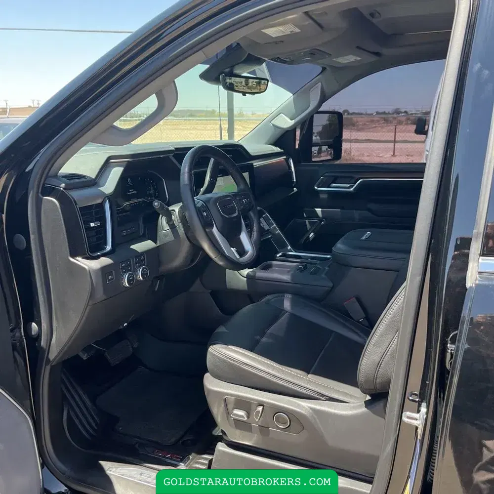 2024 GMC Sierra 3500HD Denali