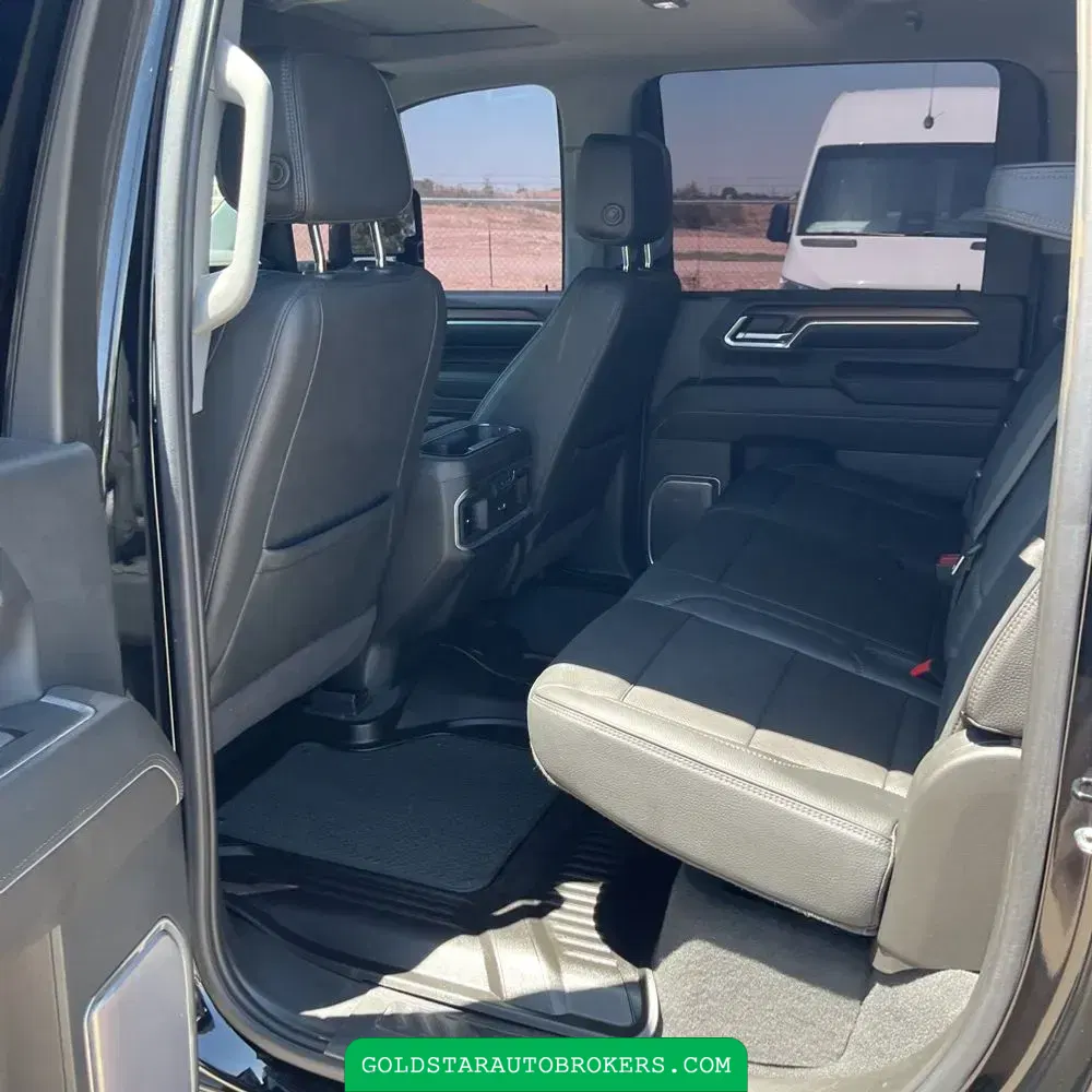 2024 GMC Sierra 3500HD Denali