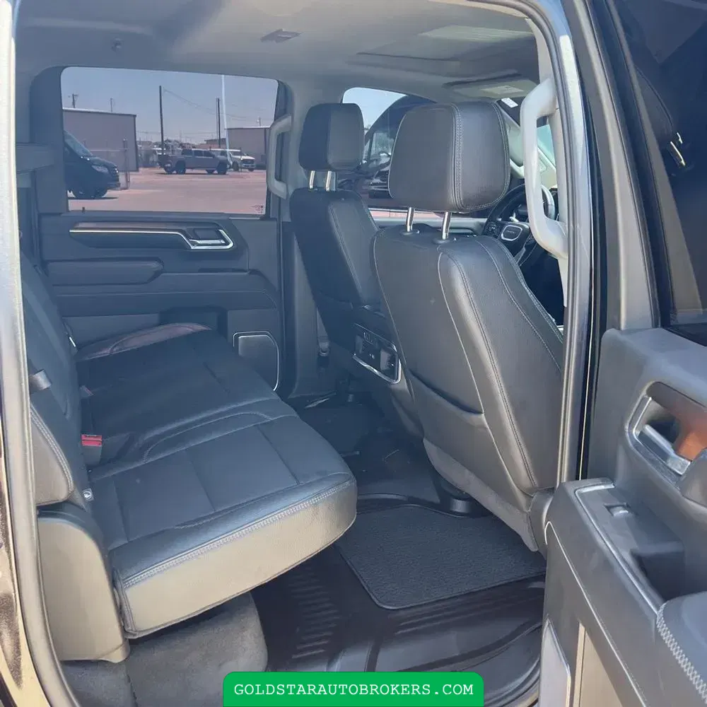 2024 GMC Sierra 3500HD Denali