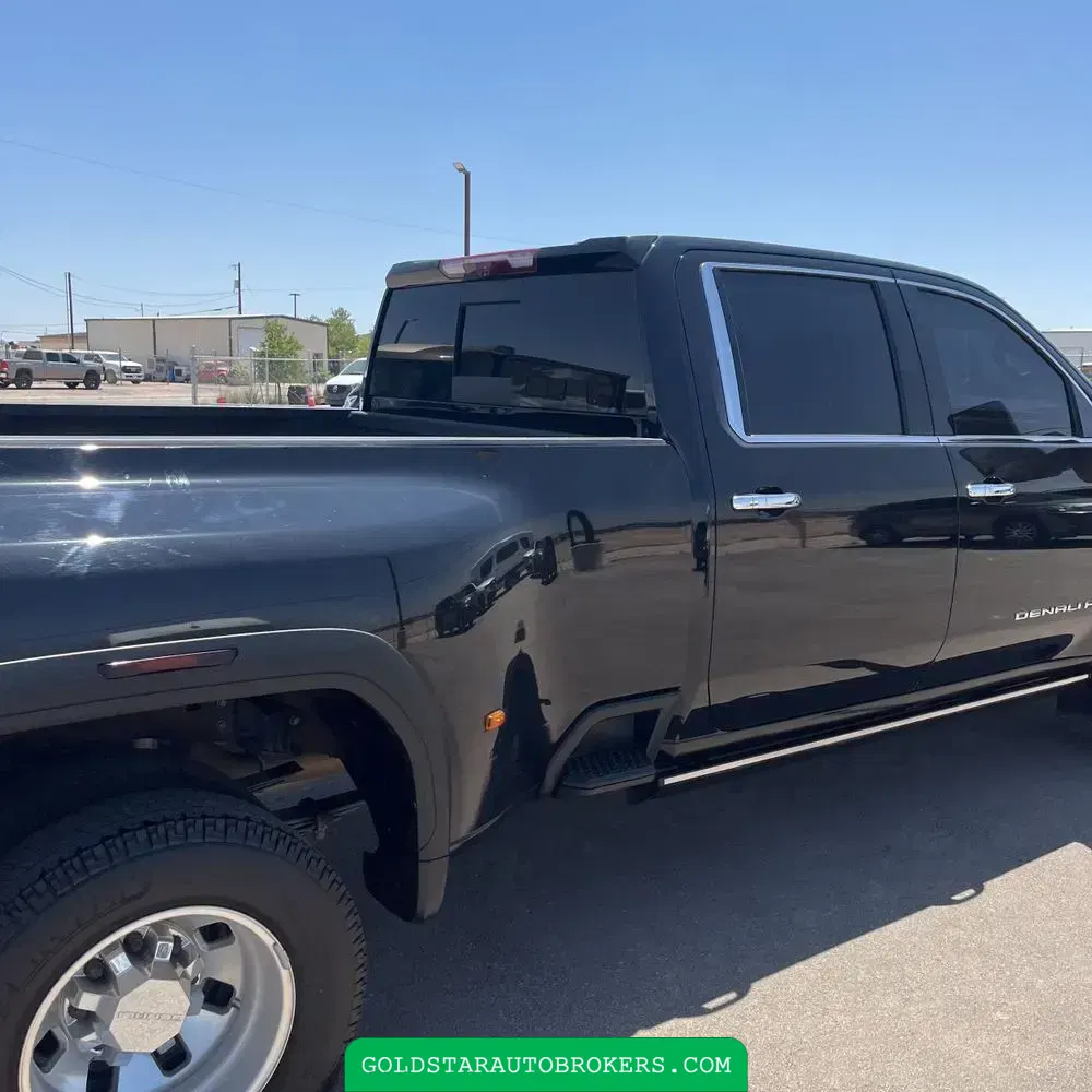 2024 GMC Sierra 3500HD Denali