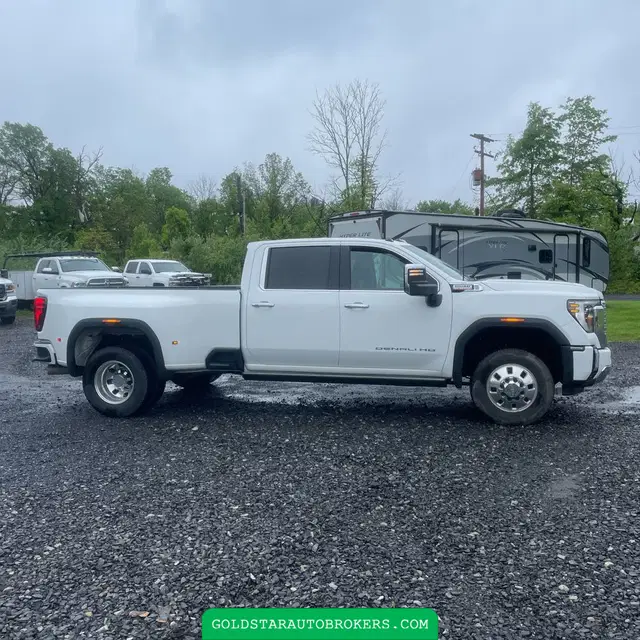 2024 GMC Sierra 3500HD Denali