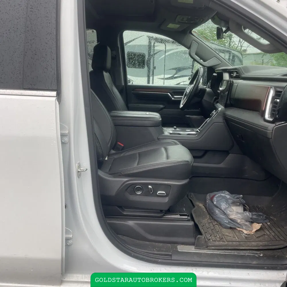 2024 GMC Sierra 3500HD Denali