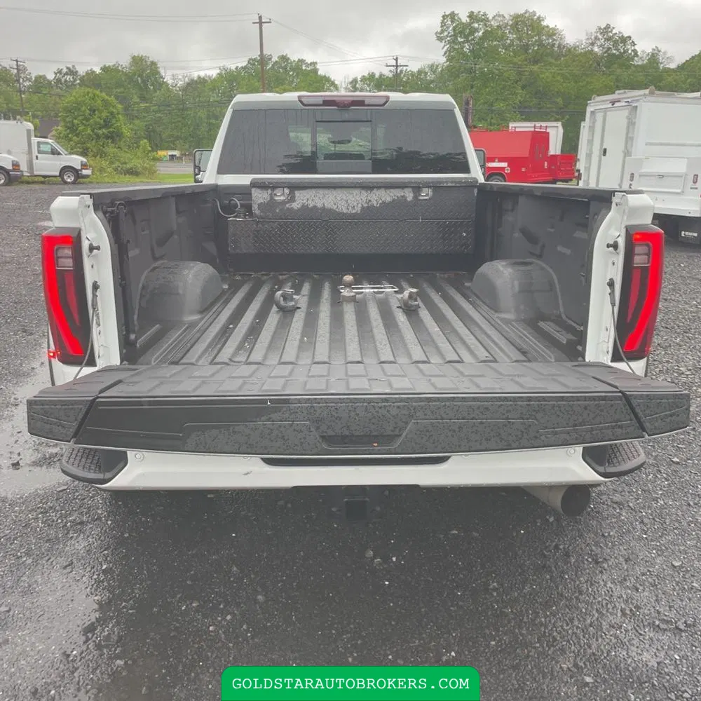 2024 GMC Sierra 3500HD Denali