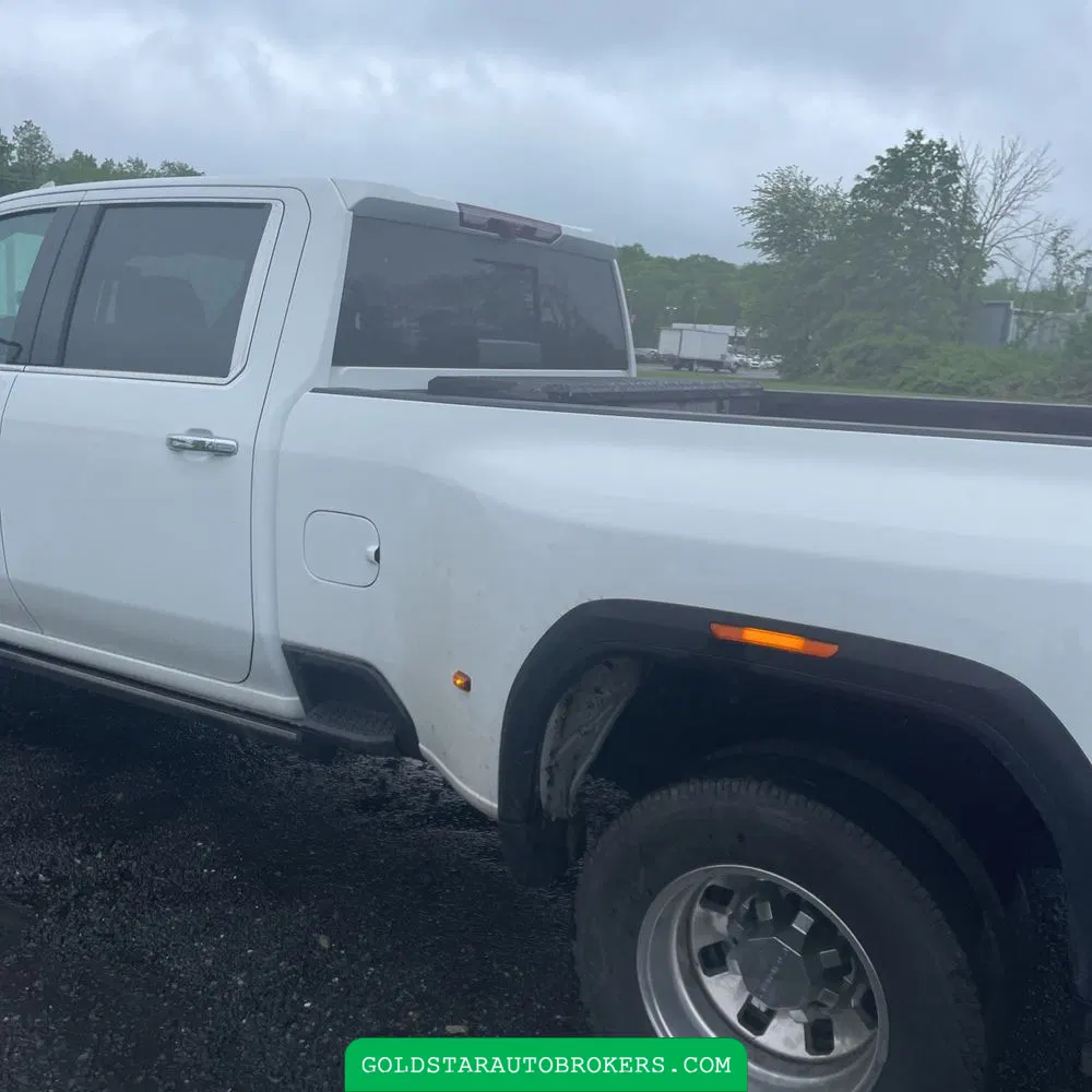 2024 GMC Sierra 3500HD Denali