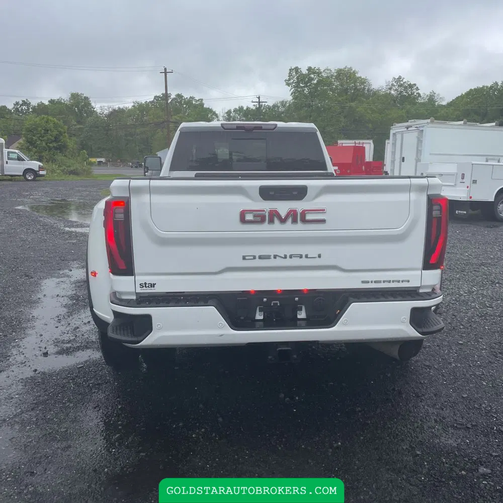 2024 GMC Sierra 3500HD Denali