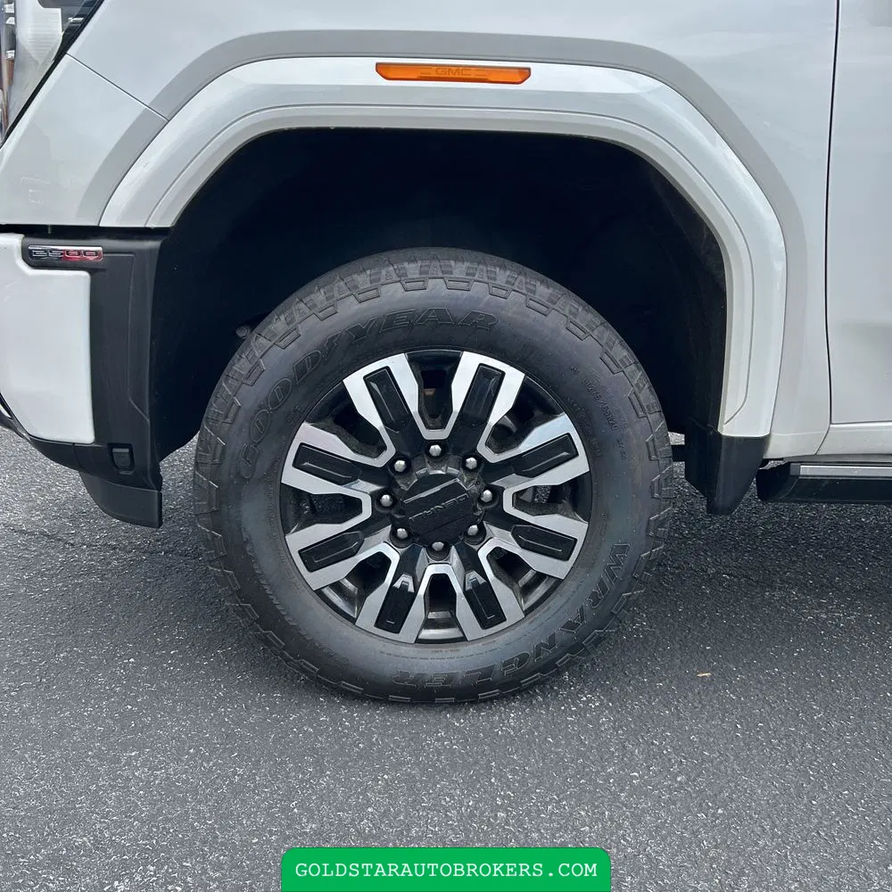 2024 GMC Sierra 2500 Denali Ultimate