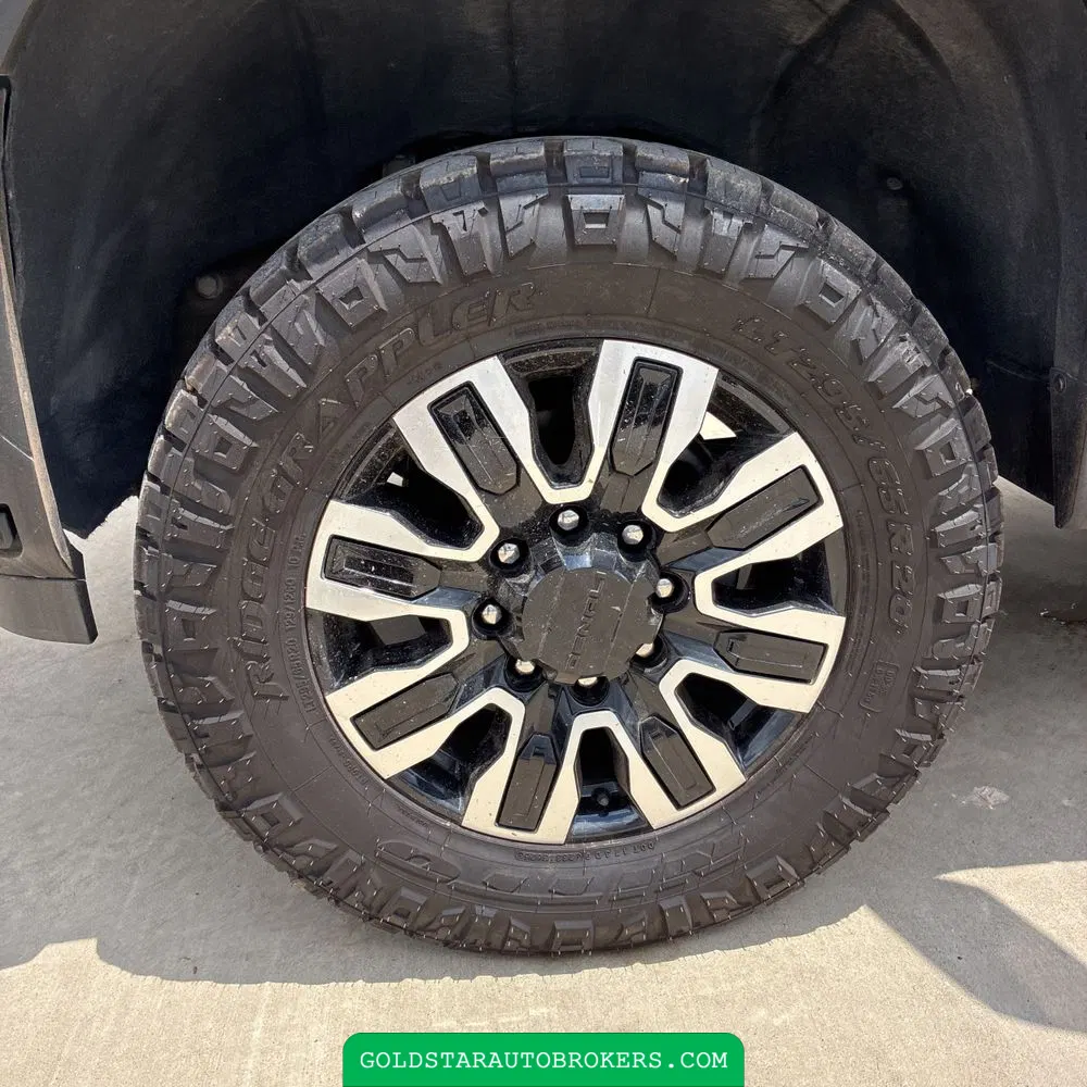 2024 GMC Sierra 3500HD Denali Ultimate