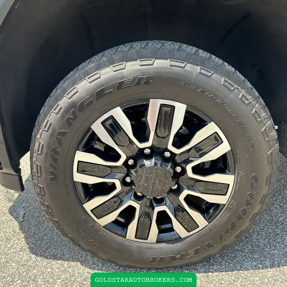 2024 GMC Sierra 3500HD Denali Ultimate