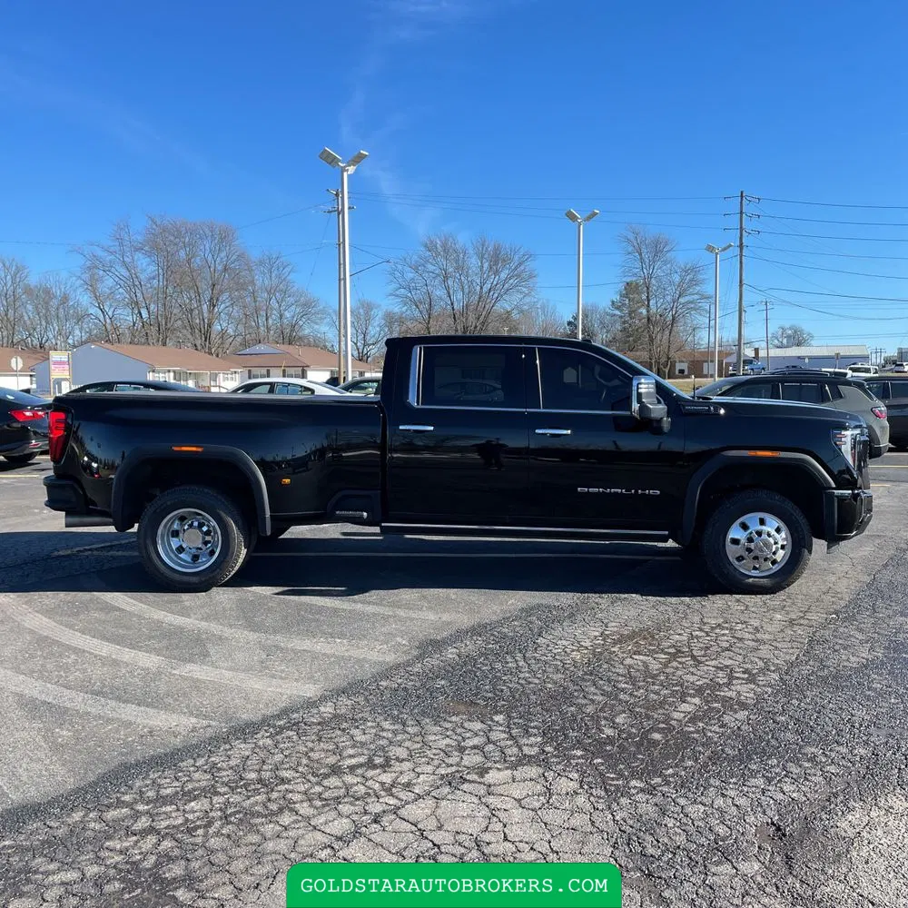 2024 GMC Sierra 3500HD Denali Ultimate
