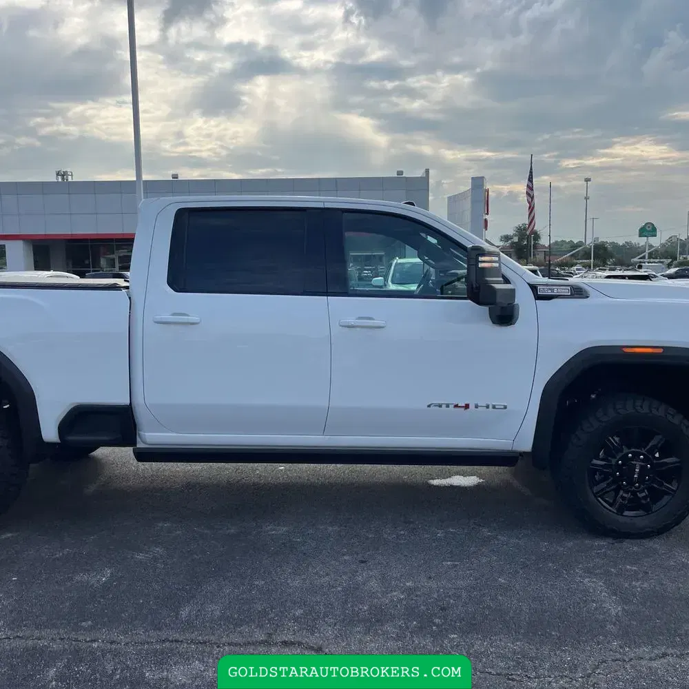 2025 GMC Sierra 2500HD AT4