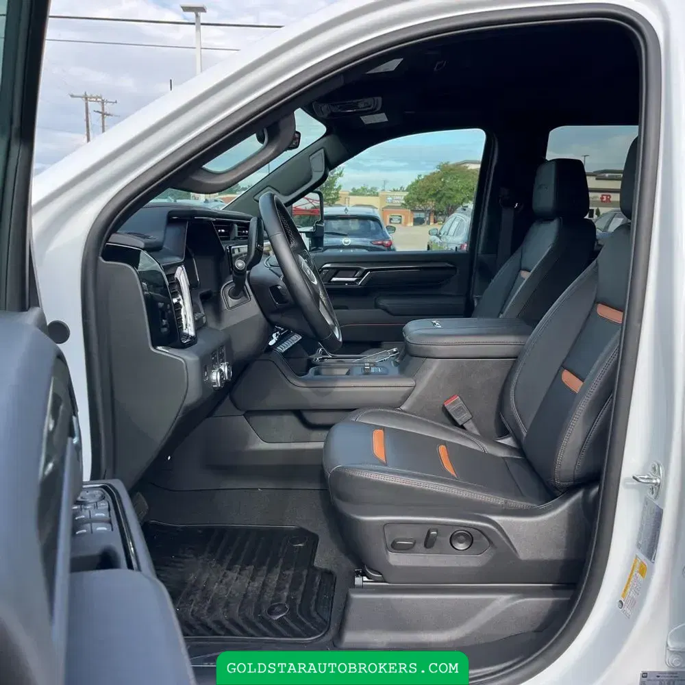 2025 GMC Sierra 2500HD AT4