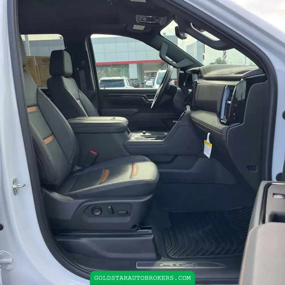 2025 GMC Sierra 2500HD AT4