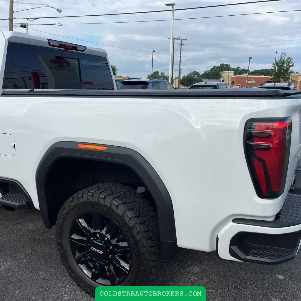 2025 GMC Sierra 2500HD AT4