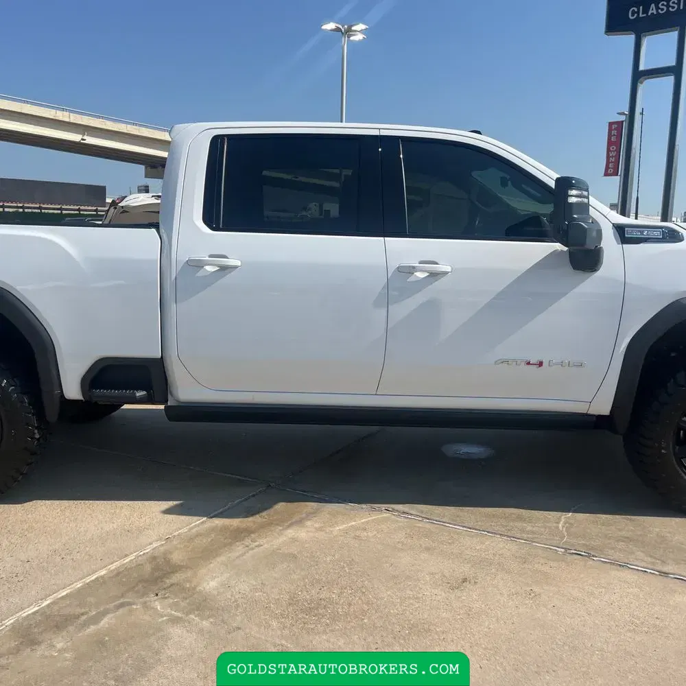 2025 GMC Sierra 2500HD AT4