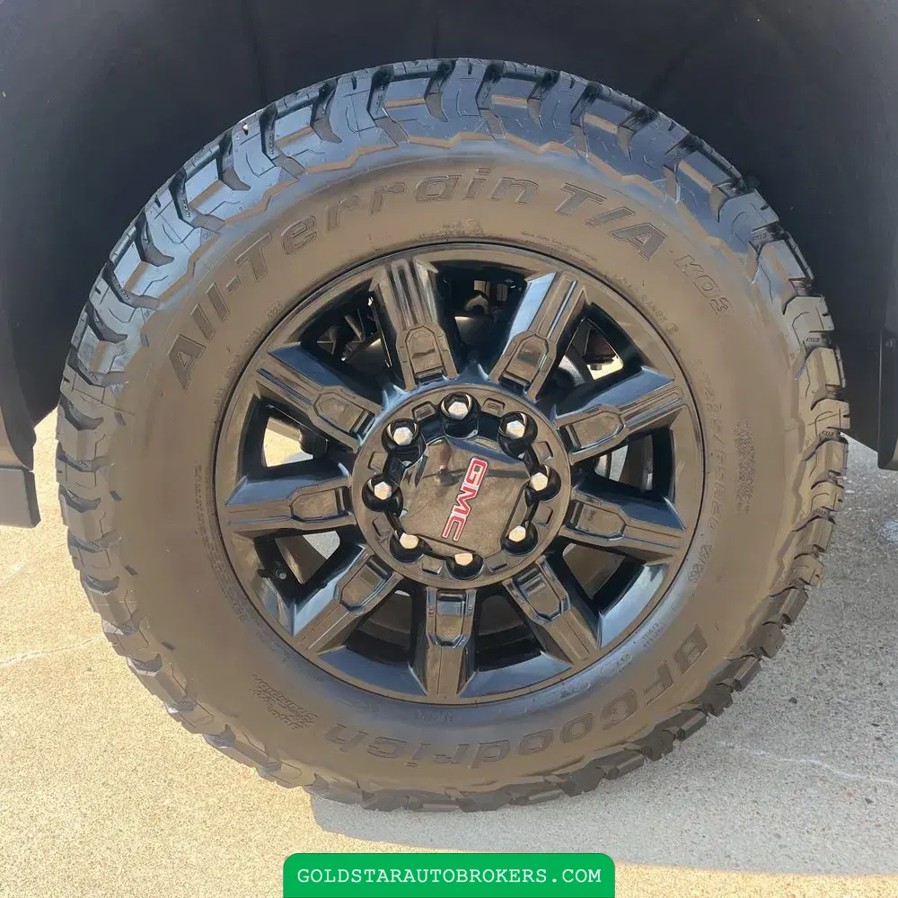 2025 GMC Sierra 2500HD AT4
