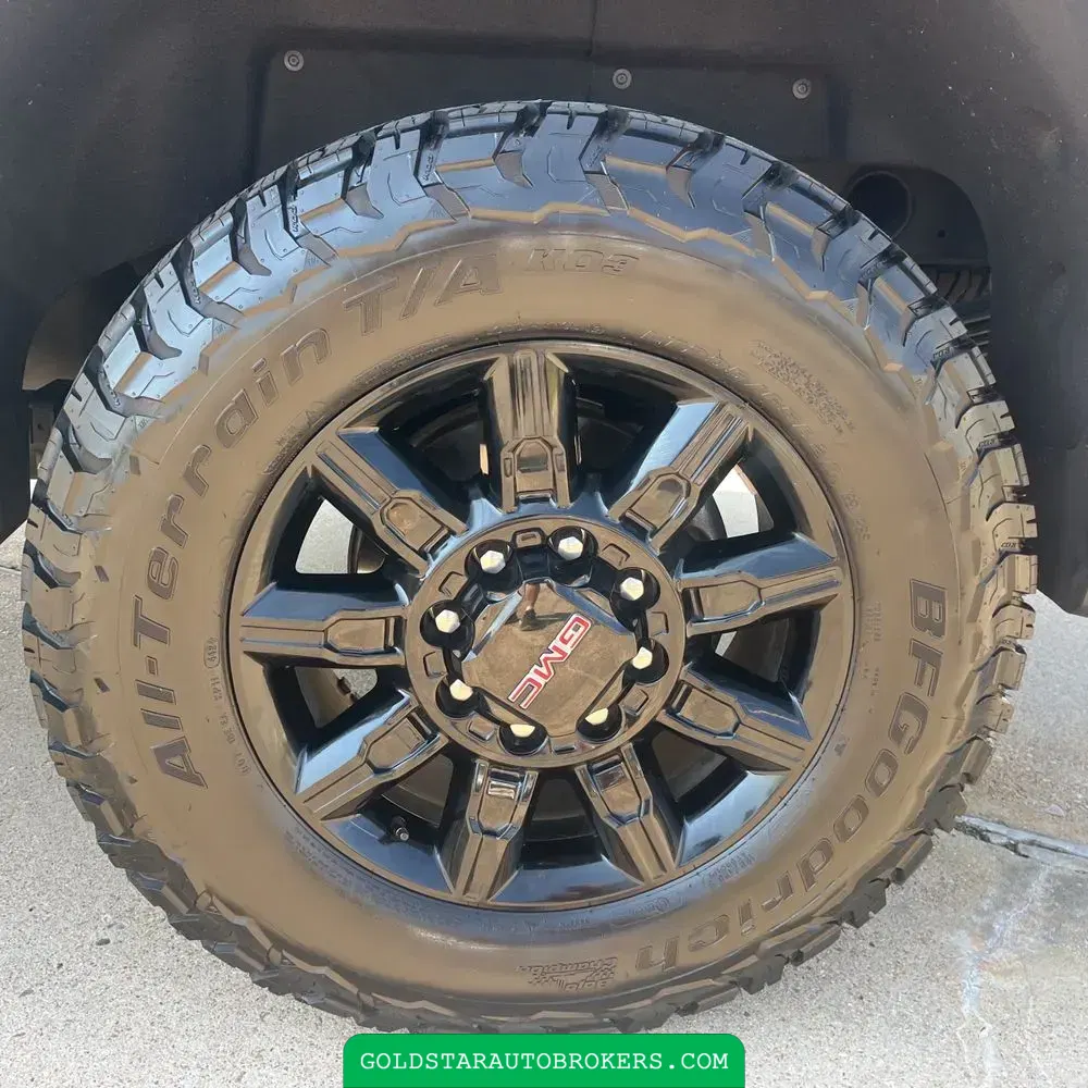 2025 GMC Sierra 2500HD AT4