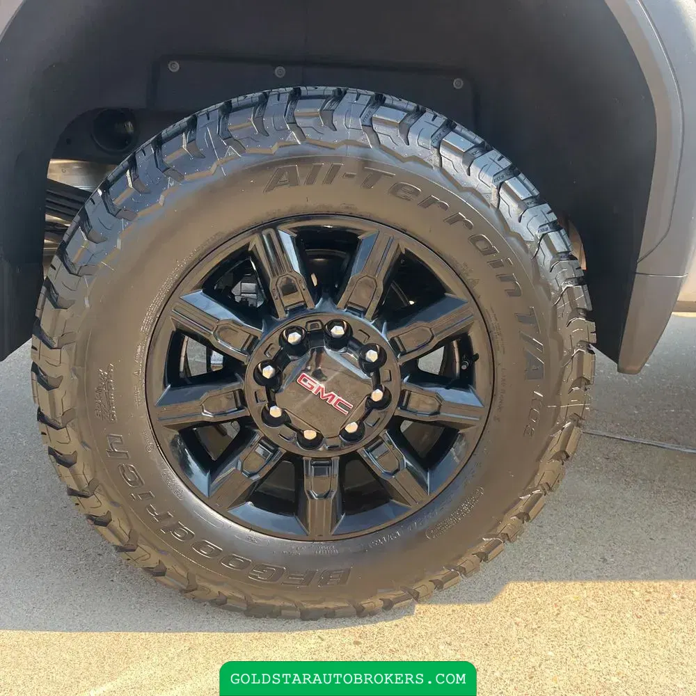 2025 GMC Sierra 2500HD AT4