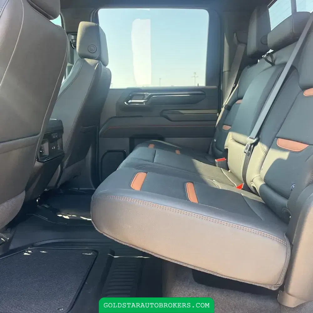 2025 GMC Sierra 2500HD AT4
