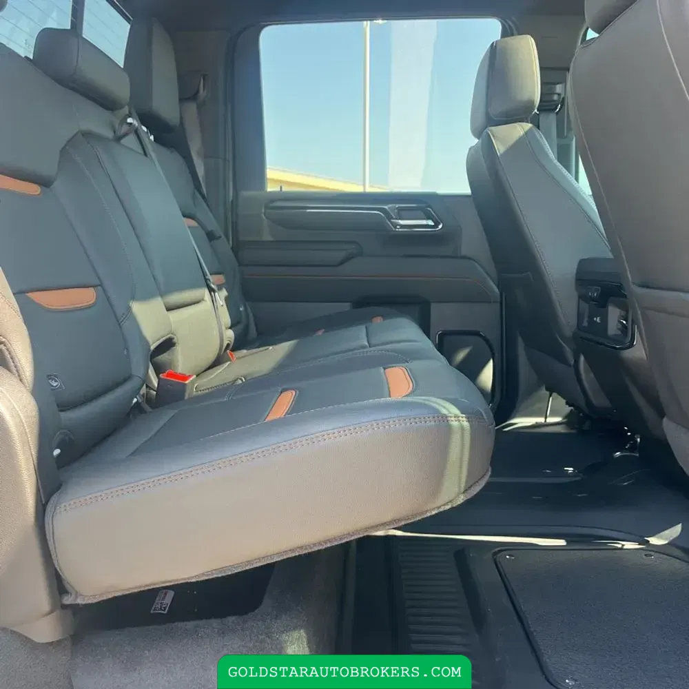 2025 GMC Sierra 2500HD AT4