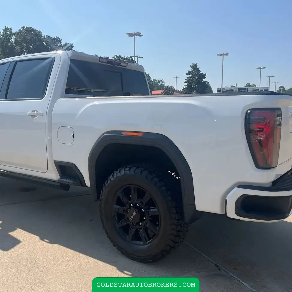 2025 GMC Sierra 2500HD AT4