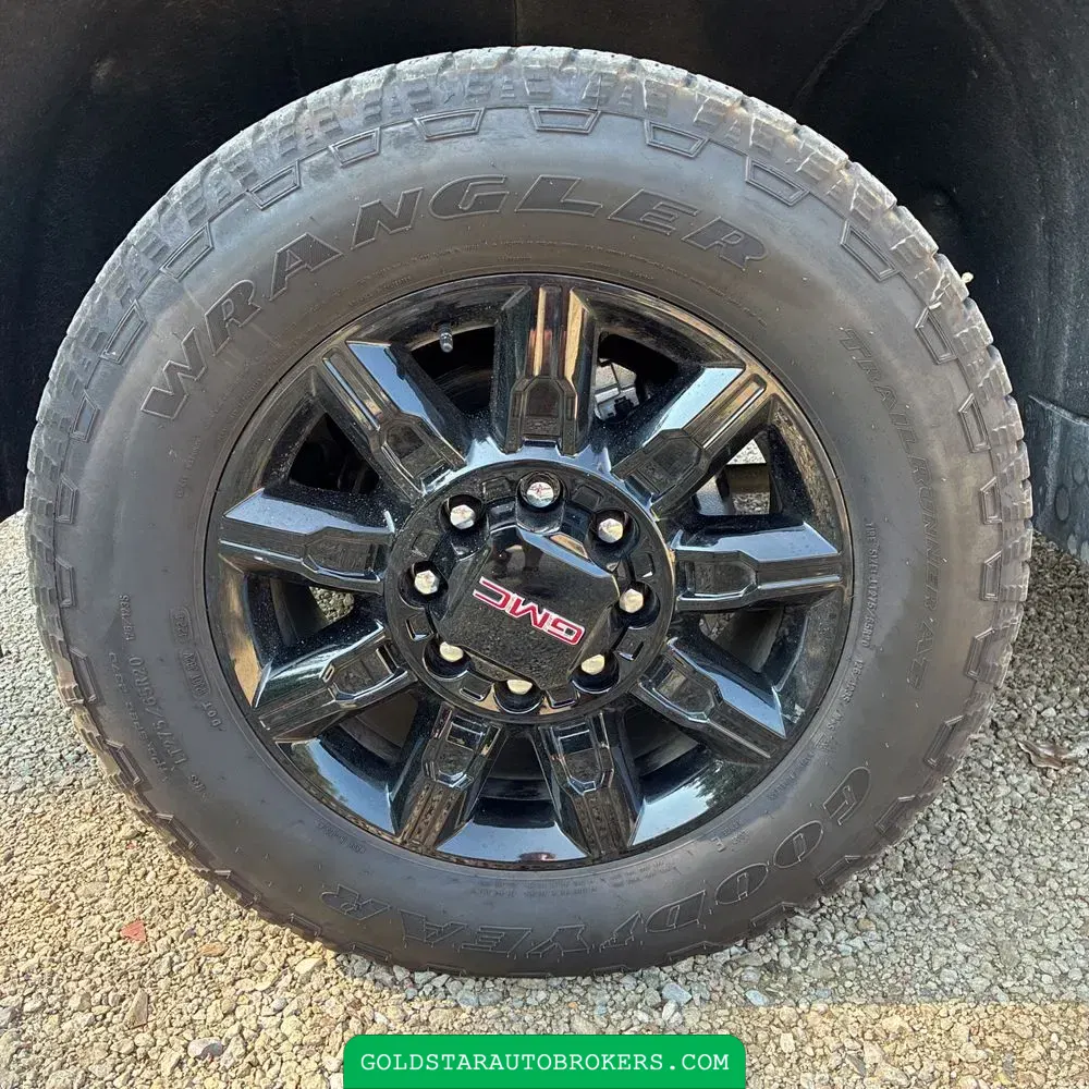 2025 GMC Sierra 2500 AT4