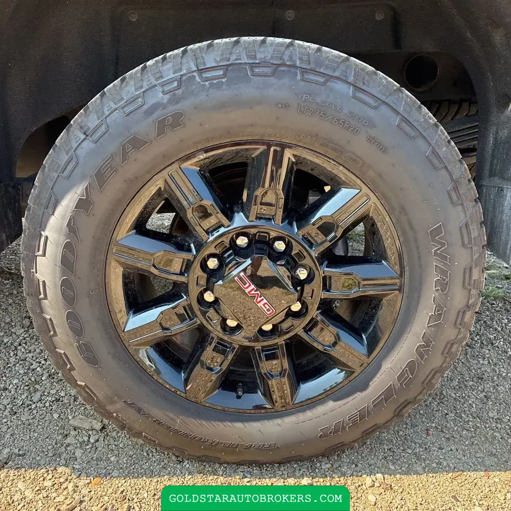 2025 GMC Sierra 2500 AT4