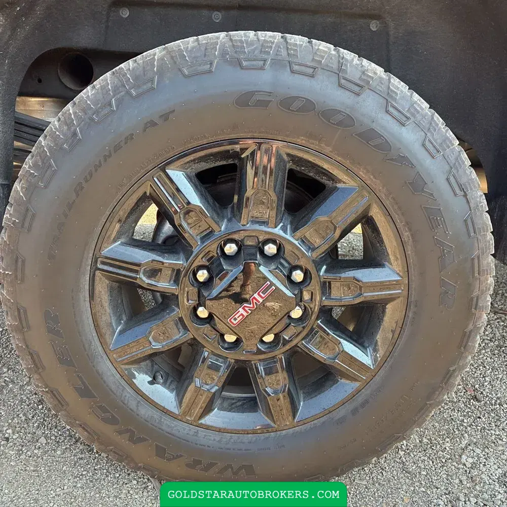 2025 GMC Sierra 2500 AT4