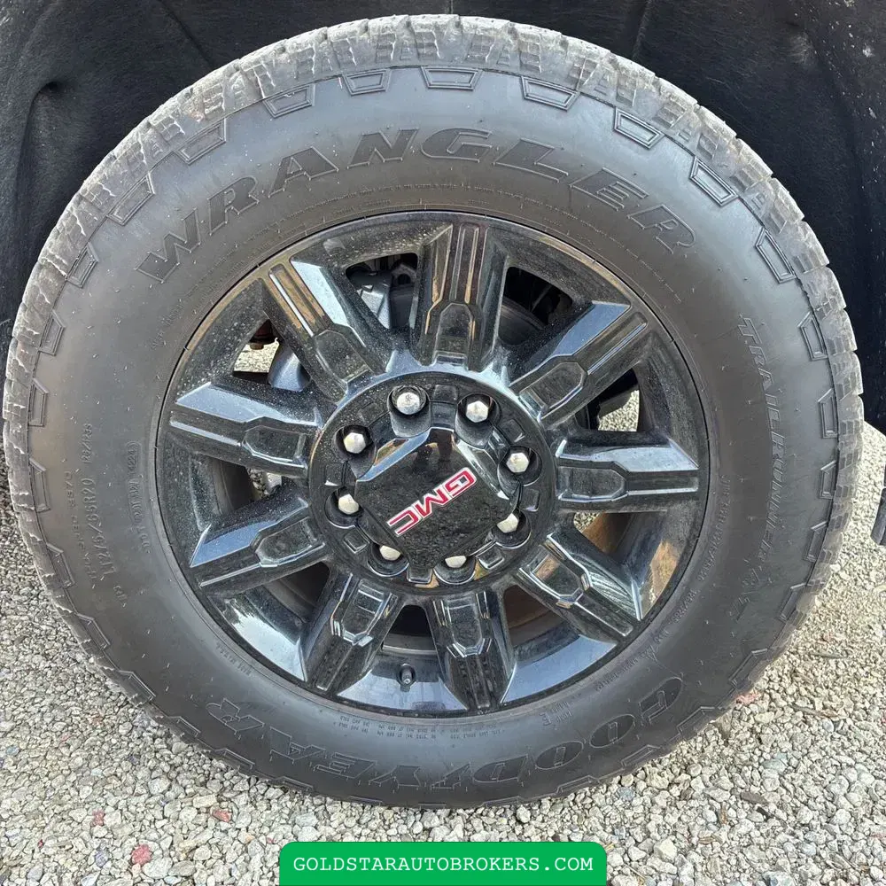 2025 GMC Sierra 2500 AT4