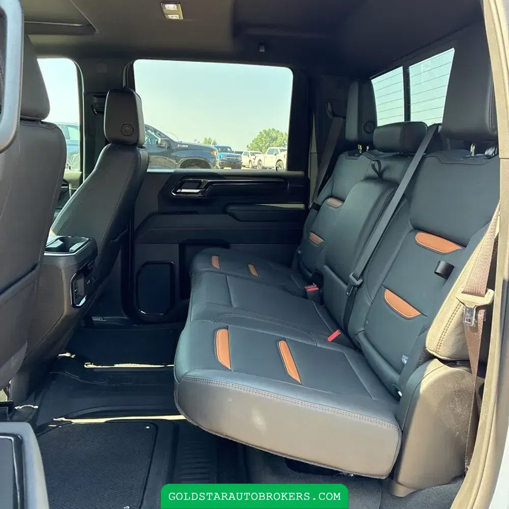 2025 GMC Sierra 2500 AT4