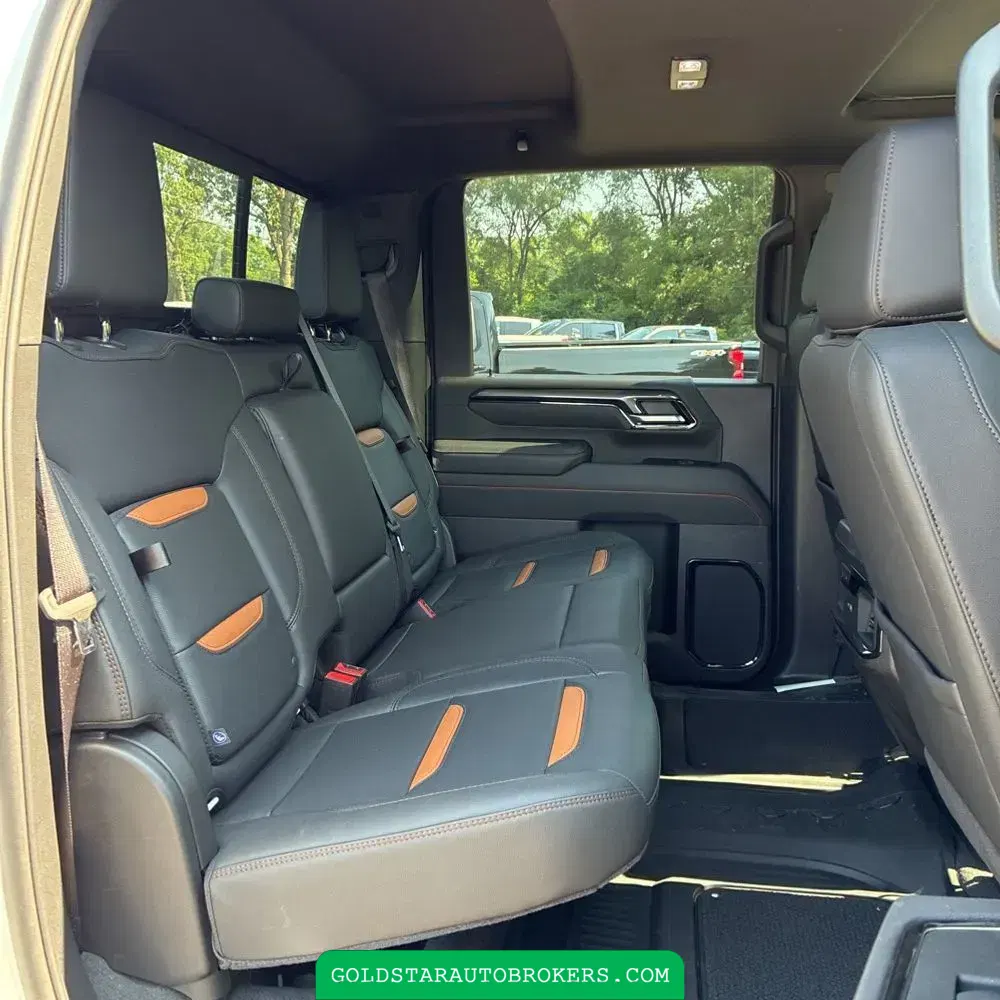 2025 GMC Sierra 2500 AT4