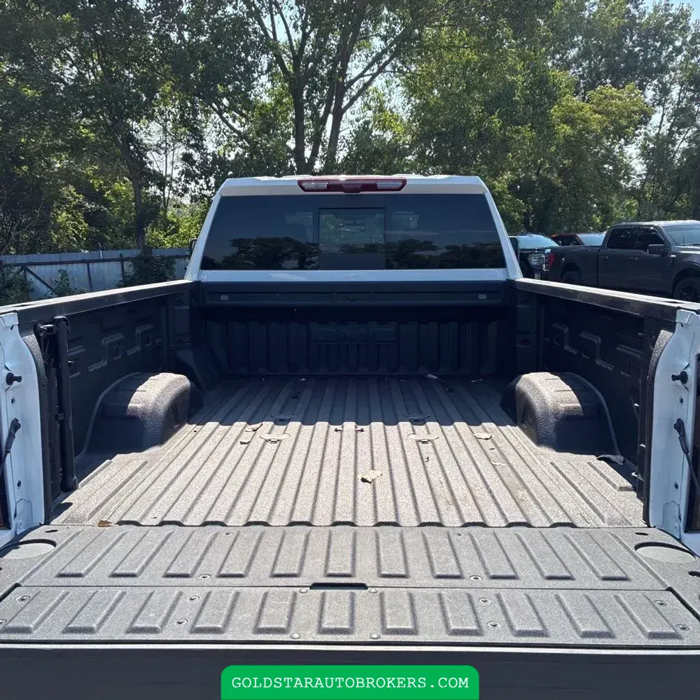 2025 GMC Sierra 2500 AT4
