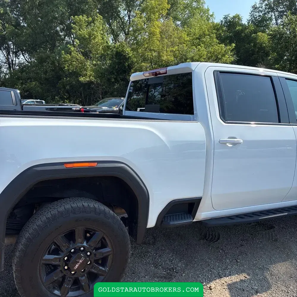 2025 GMC Sierra 2500 AT4