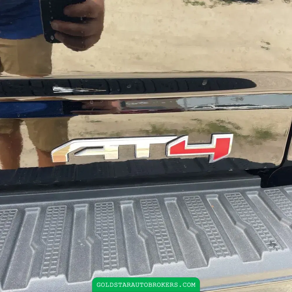 2025 GMC Sierra 2500HD AT4