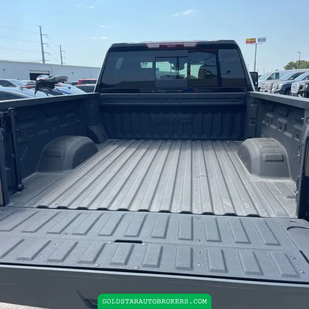 2025 GMC Sierra 2500HD AT4
