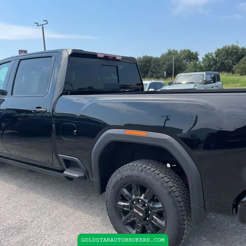 2025 GMC Sierra 2500HD AT4