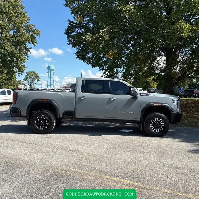 2025 GMC Sierra 2500 AT4X