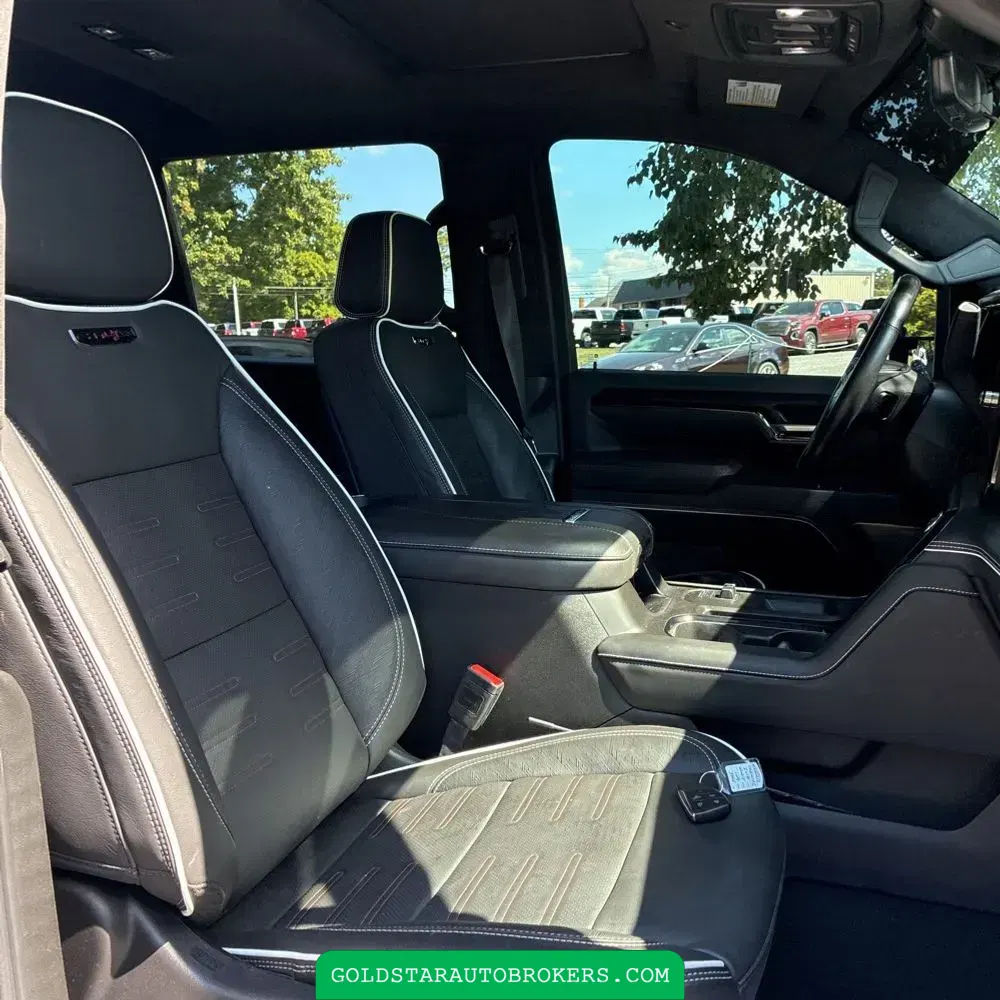2025 GMC Sierra 2500 AT4X